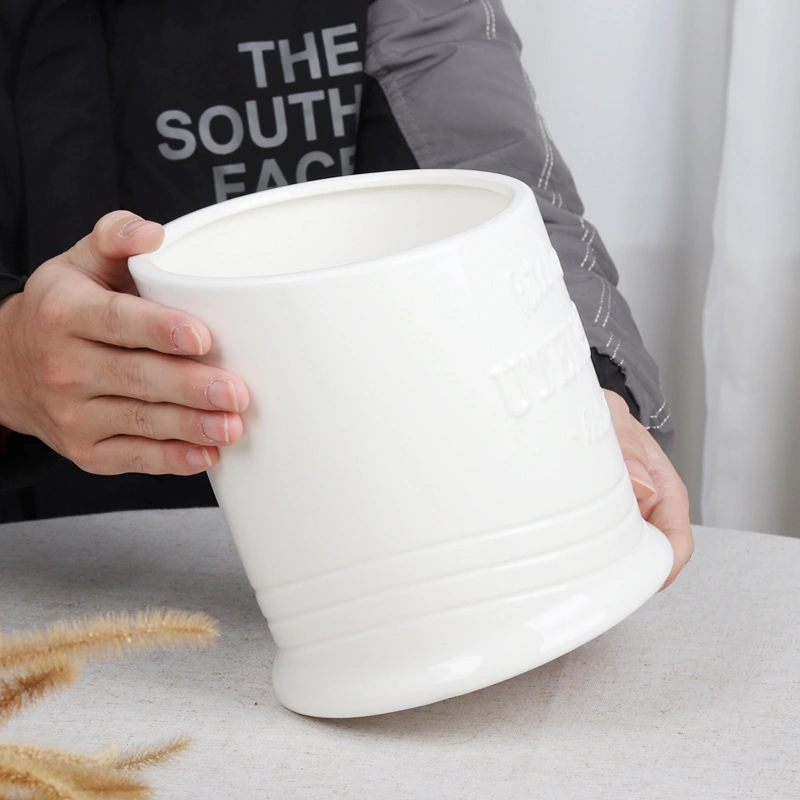 DM842 Kitchen Canister - Image 5