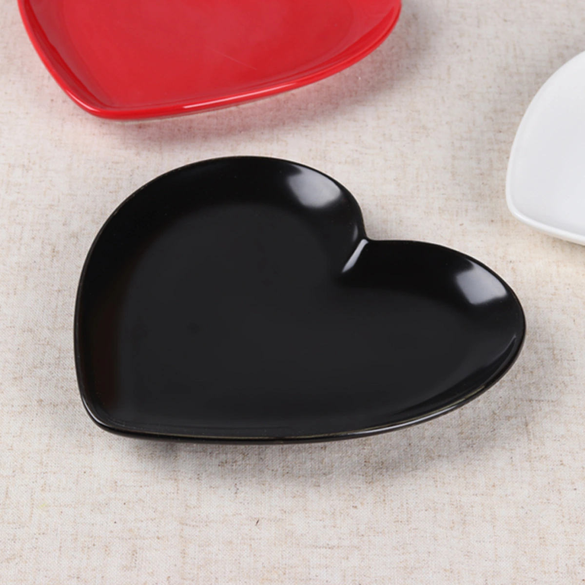 DM961 Heart-shaped Plate - Image 6