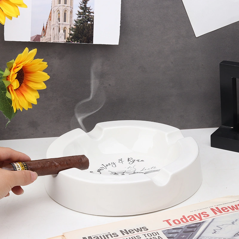 YT274 Ashtray - Image 8