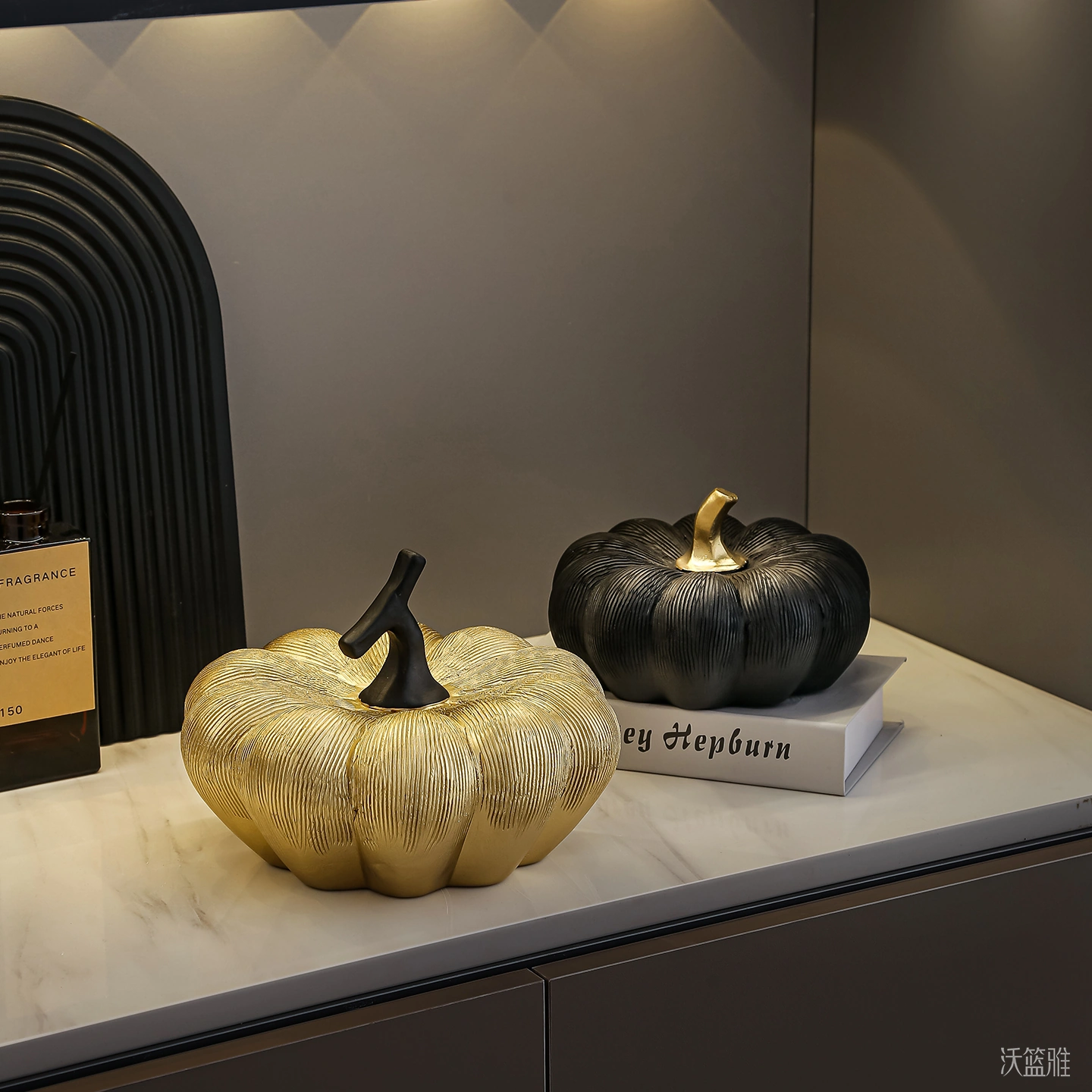 YT437 Pumpkin Ornament - Image 10