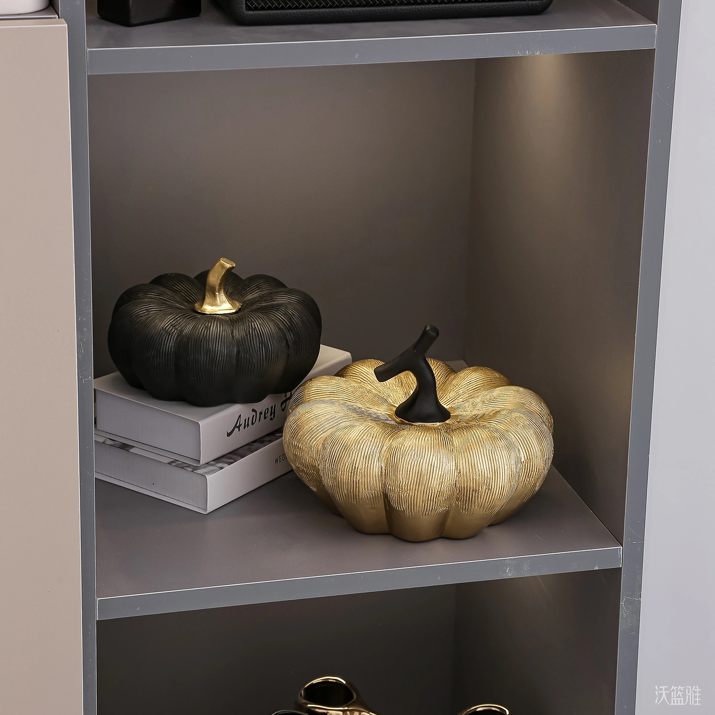 YT437 Pumpkin Ornament - Image 7