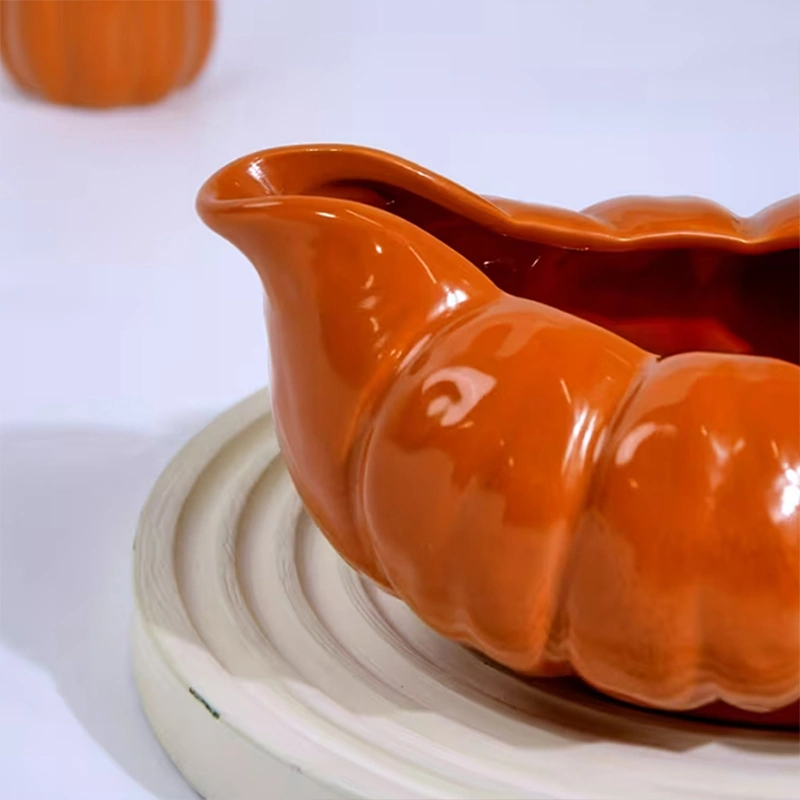 YT504 Pumpkin Sauce Boat - Image 5